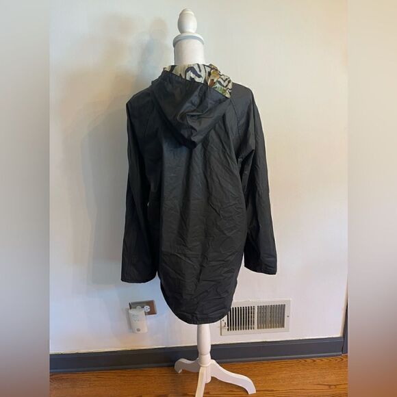 Perfect for chilly weather! Totes utility jacket with hood. - Picture 3 of 4